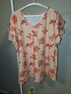 BloomChic Peach Floral Flutter Sleeve Top 2X | Lightweight Flowy Summer Blouse